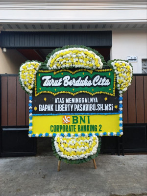 Papan Bunga Duka di Paling Serumpun
