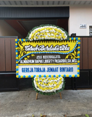 Papan Bunga Duka di Paling Serumpun